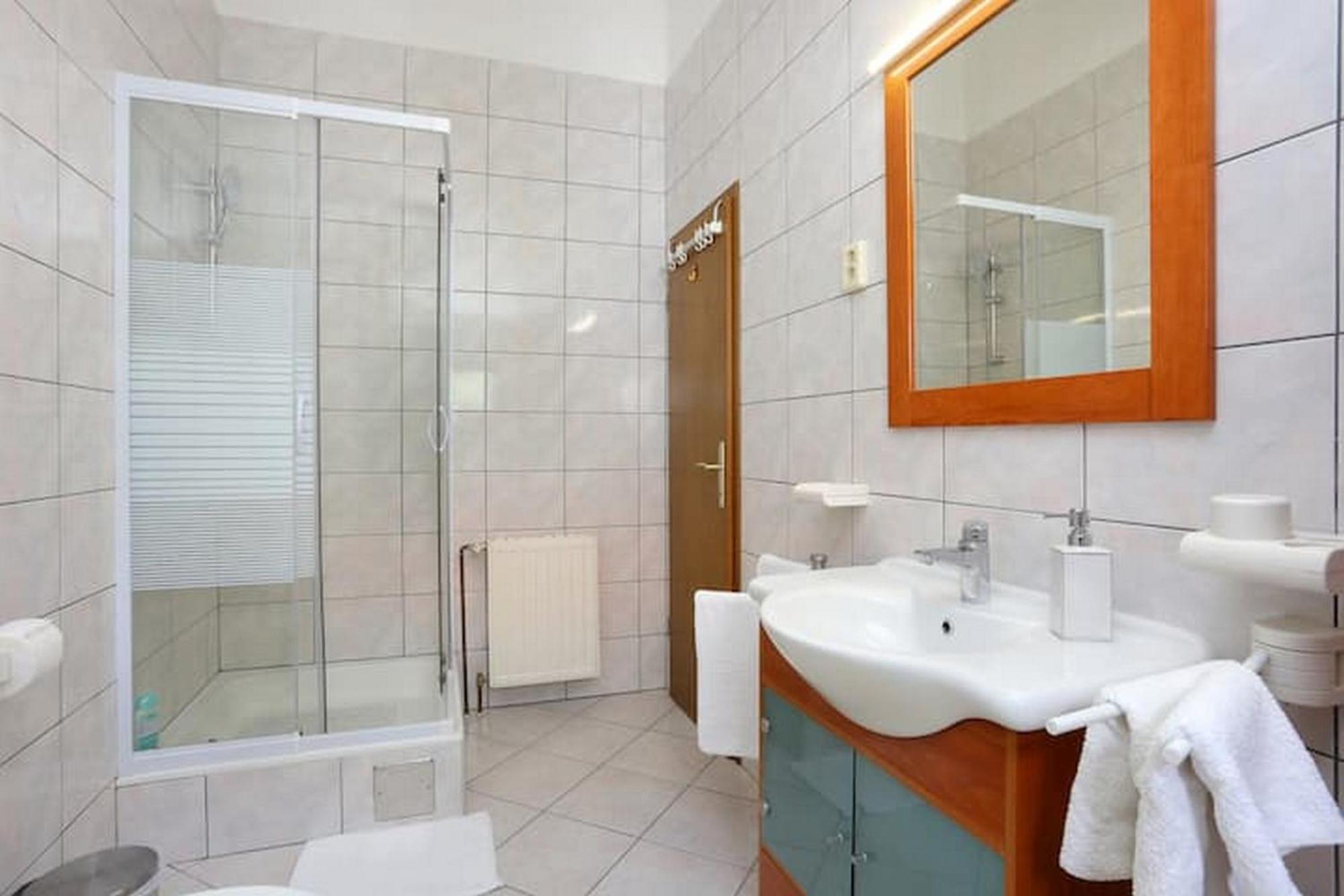 Holiday Home Mons Aureus Gornje Sitno Exterior foto